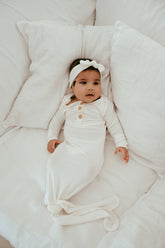 Organic Bamboo Knotted Gown & Beanie Set | Daisy