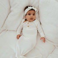 Organic Bamboo Knotted Gown & Beanie Set | Daisy