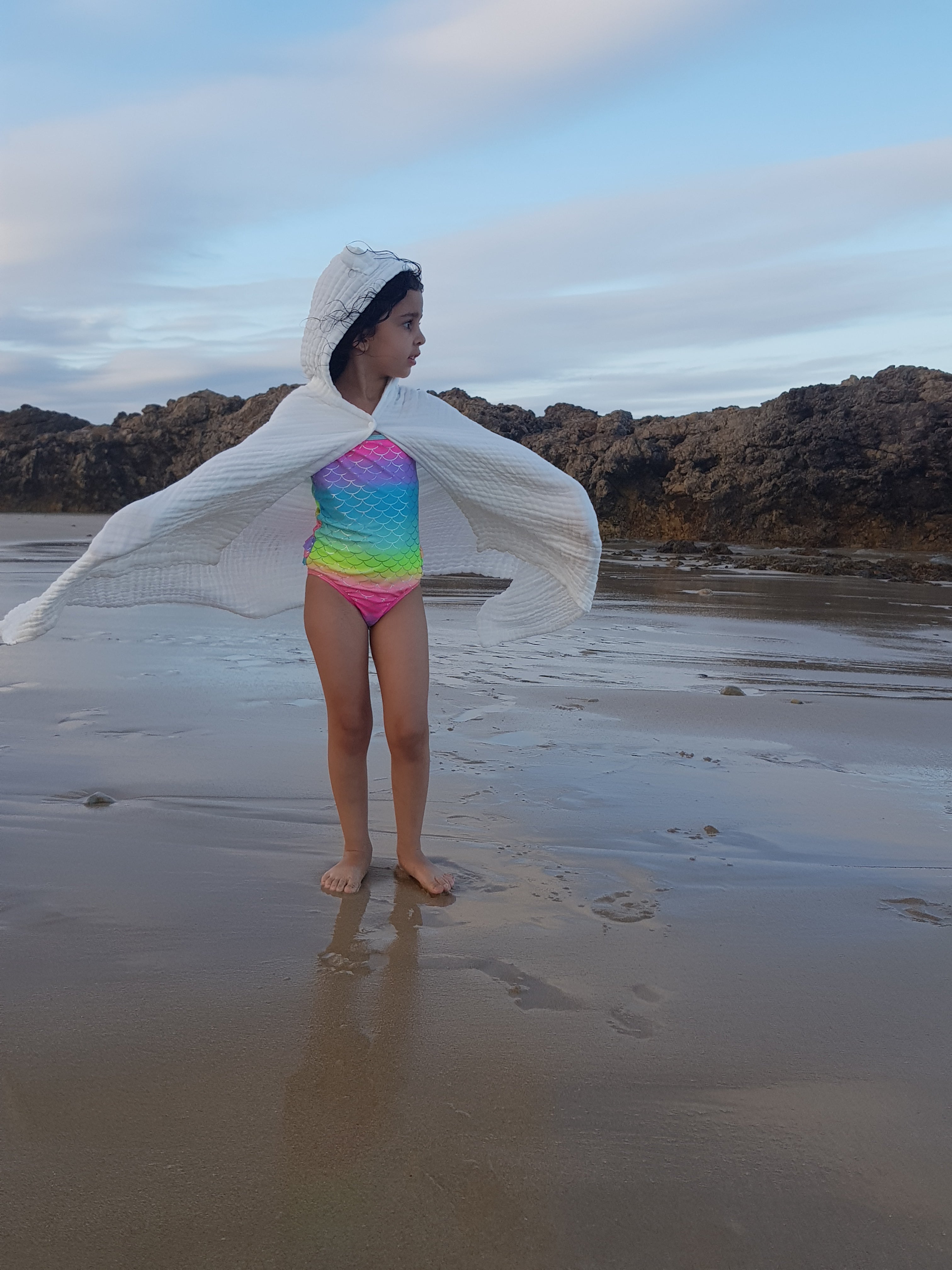 Hooded Muslin Bath Towel | White Lotus Hooded Muslin Bath Towel | White Lotus