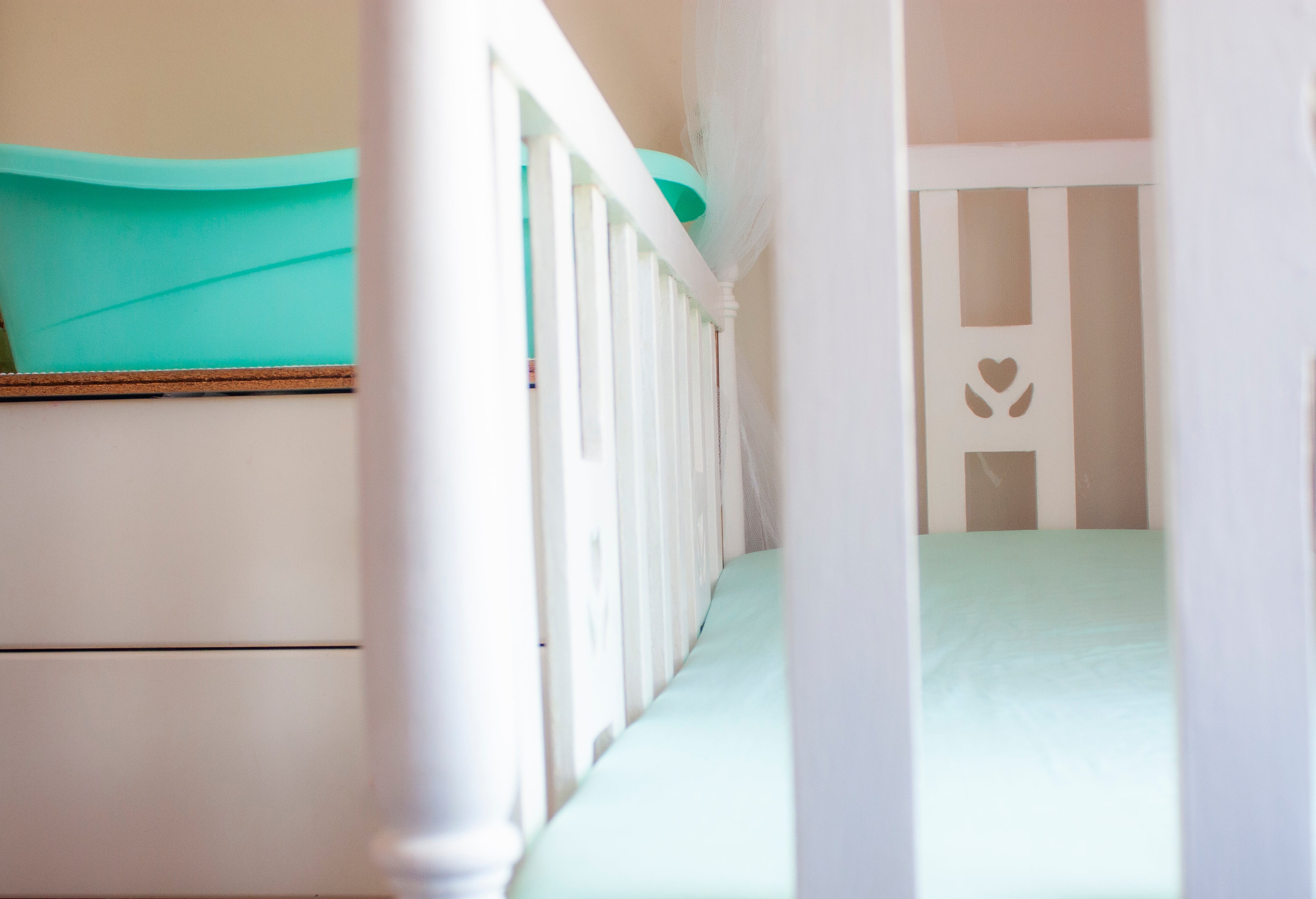 Organic Bamboo Muslin Fitted Crib Sheets | Mint Condition Organic Bamboo Muslin Fitted Crib Sheets | Mint Condition