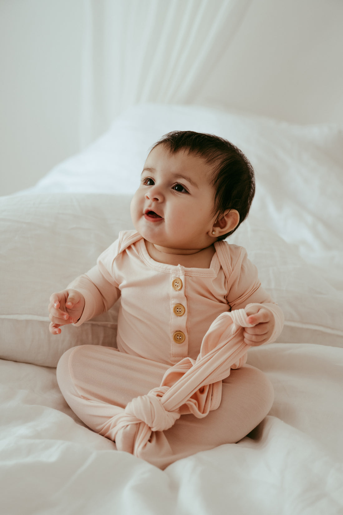 Organic Bamboo Knotted Gown & Beanie Set | That&