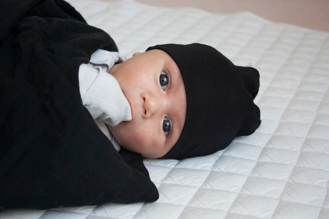 Organic Bamboo Knotted Beanie Hat | Charcoal